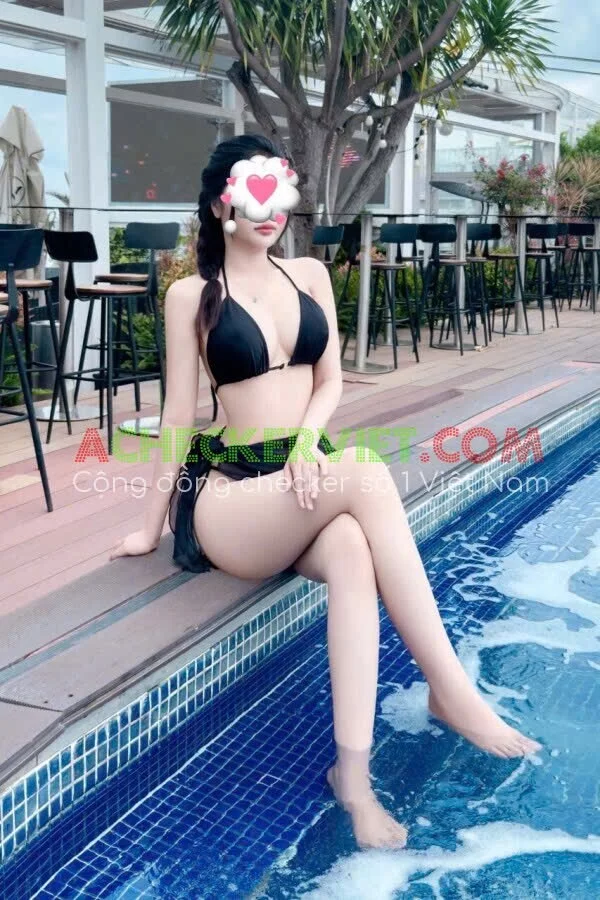 TràMy - Hot Face Xinh Đẹp Cực Trắng Trẻo