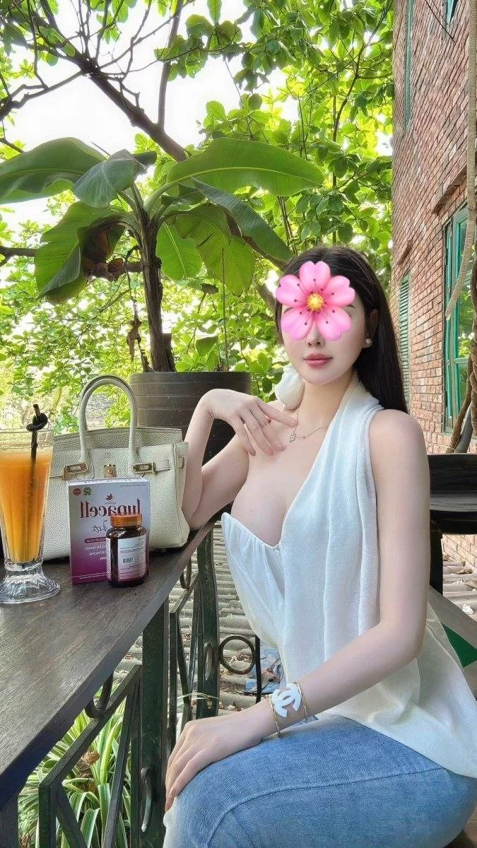 Diệp Anh - Gái Trẻ Xinh Duyên - Non Tơ Gợi Tình - Vú To Body Thơm - Khao Khát Lên Đỉnh Cùng Em