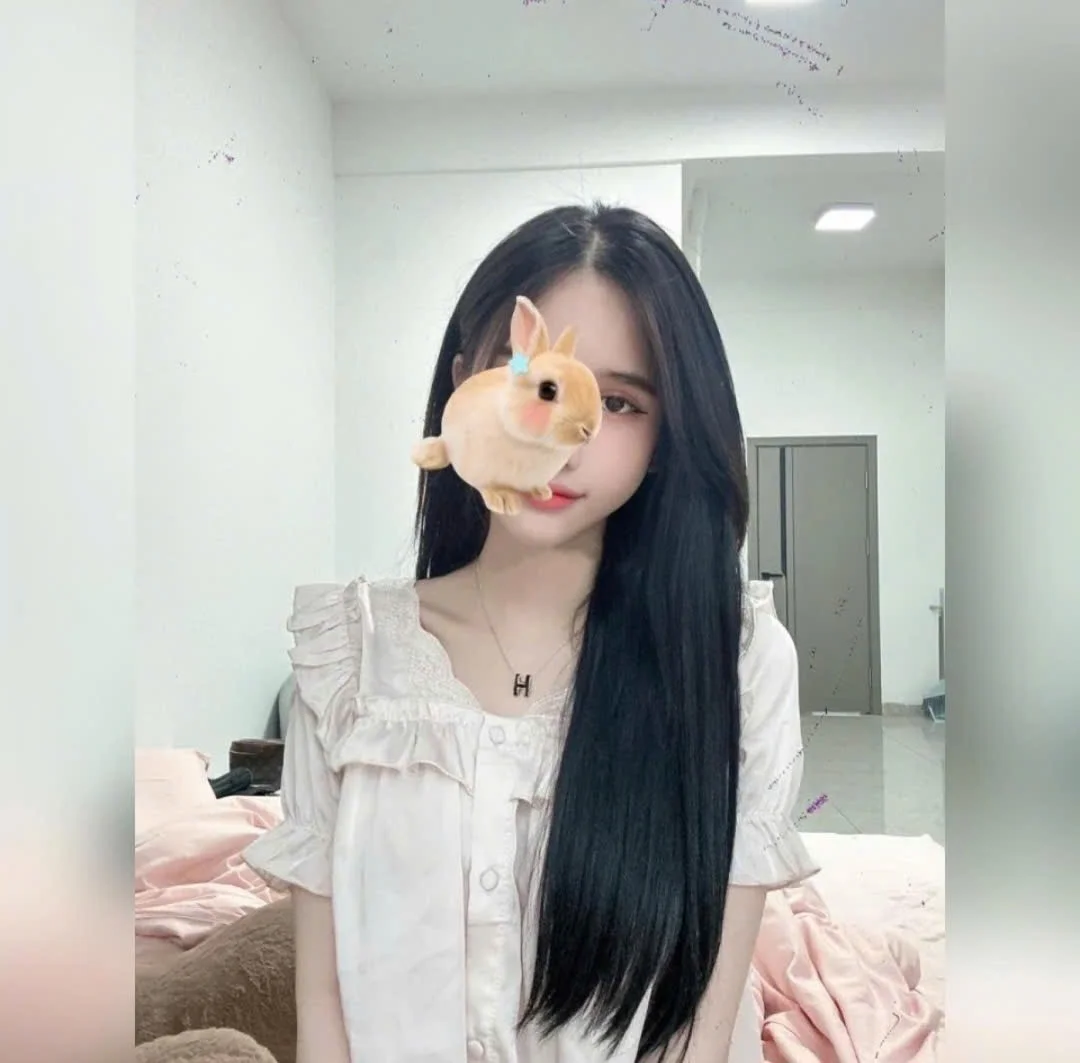 NGỌC HUYỀN - RAU SẠCH - GÁI VĂN PHÒNG LÀM THÊM - XINH TRẺ DÂM ĐÃNG - KÈN SÁO ĐIÊU LUYỆN - BÍM HỒNG HÀO CỰC KHÍT